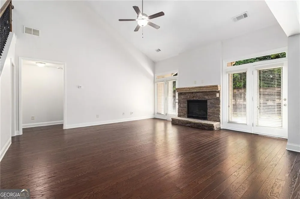 2200 Spring Sound LN Buford, GA 30519