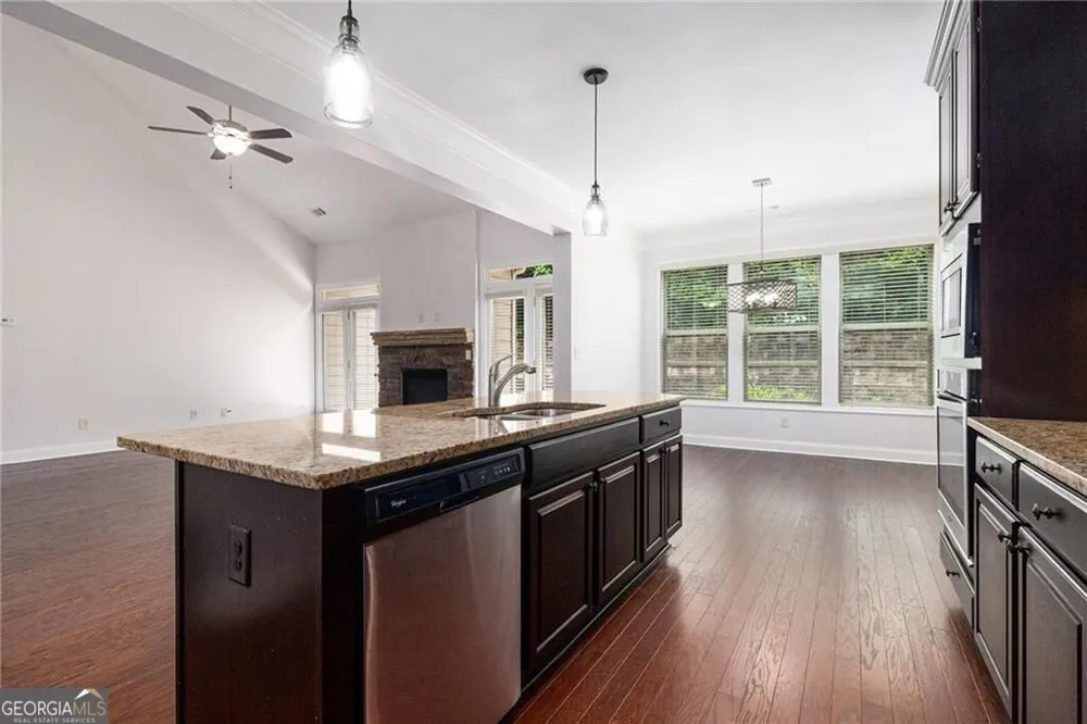2200 Spring Sound LN Buford, GA 30519