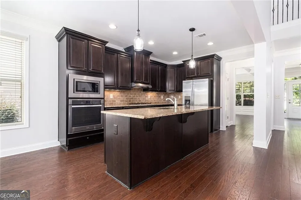 2200 Spring Sound LN Buford, GA 30519