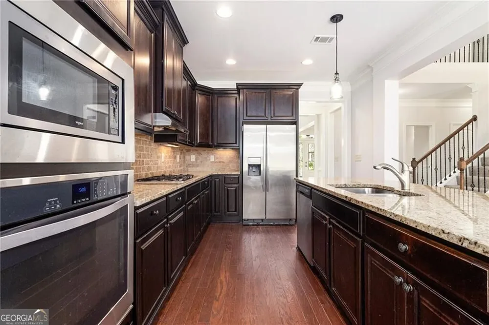 2200 Spring Sound LN Buford, GA 30519