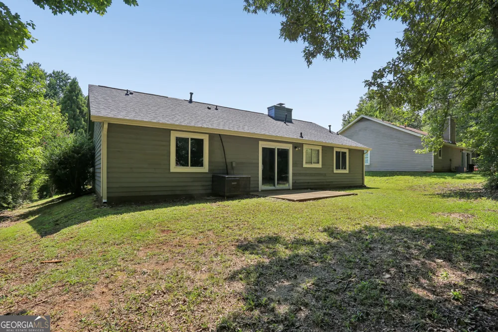 1050 Chapman CIR Stone Mountain, GA 30088