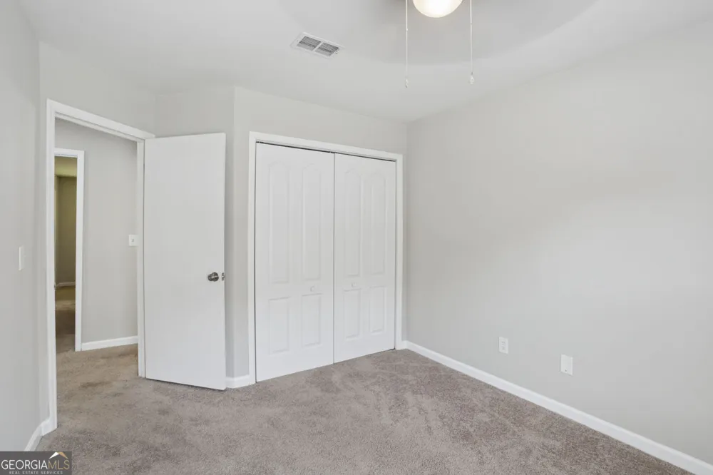 1050 Chapman CIR Stone Mountain, GA 30088