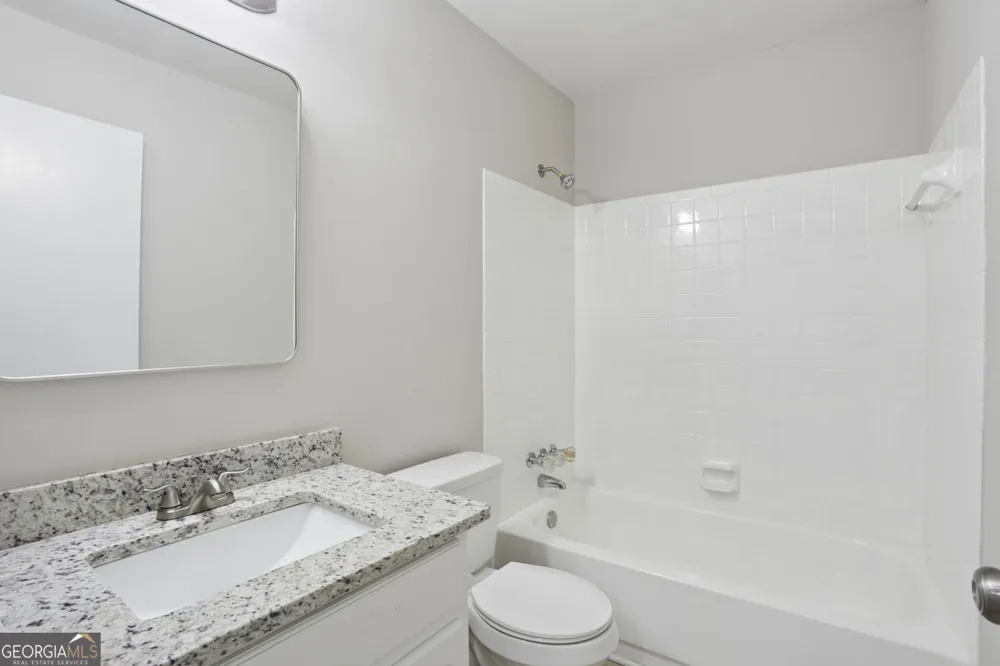 1050 Chapman CIR Stone Mountain, GA 30088