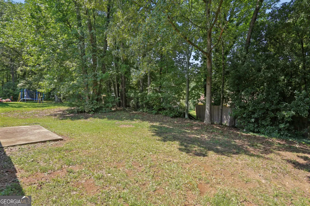 1050 Chapman CIR Stone Mountain, GA 30088