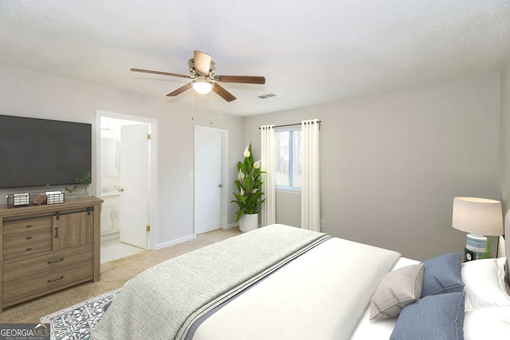 1050 Chapman CIR Stone Mountain, GA 30088