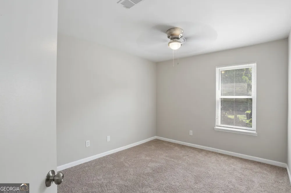 1050 Chapman CIR Stone Mountain, GA 30088