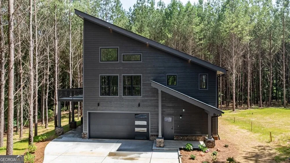 3279 Tommy Dillard RD Monroe, GA 30656