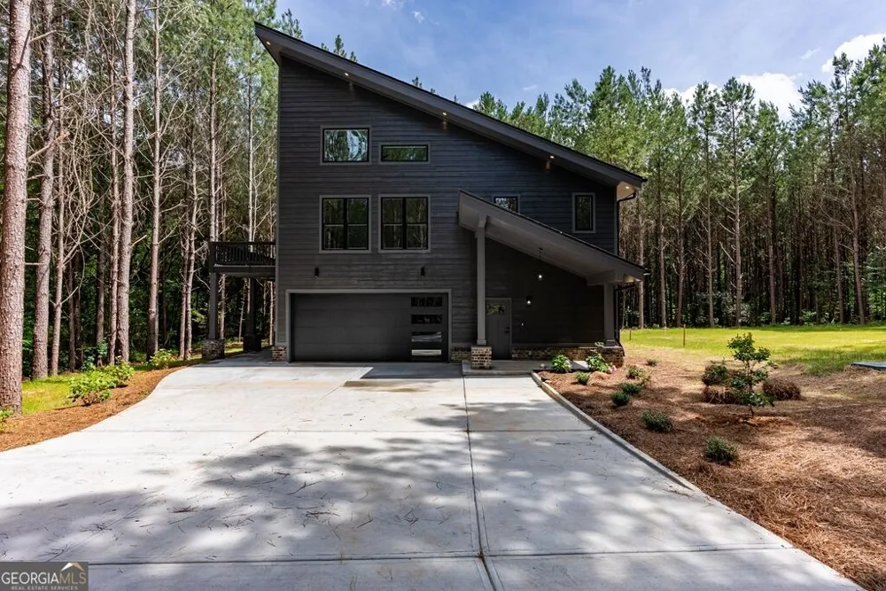 3279 Tommy Dillard RD Monroe, GA 30656