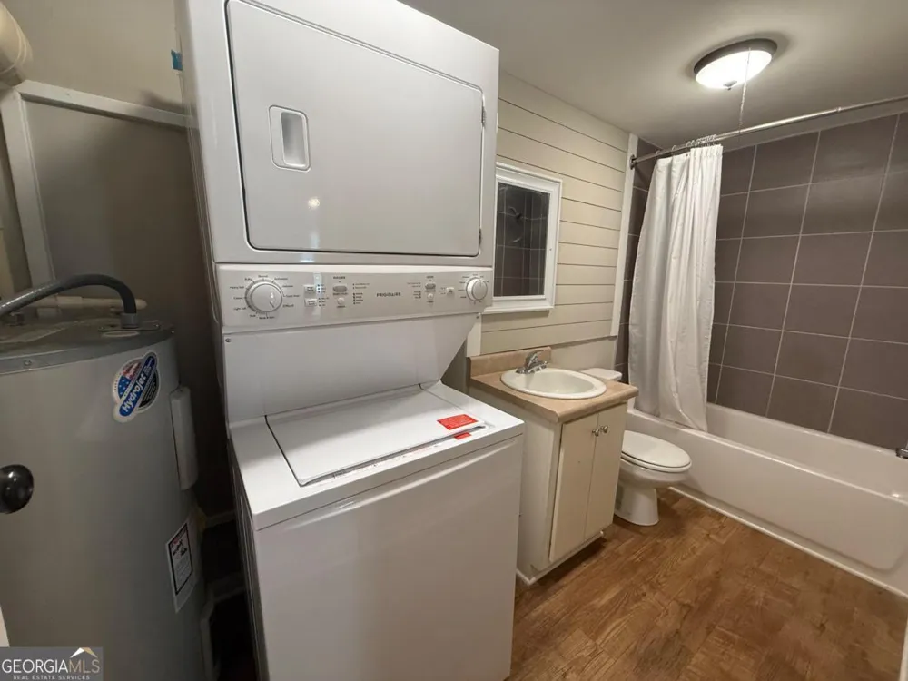 43 Quarry ST Gainesville, GA 30501