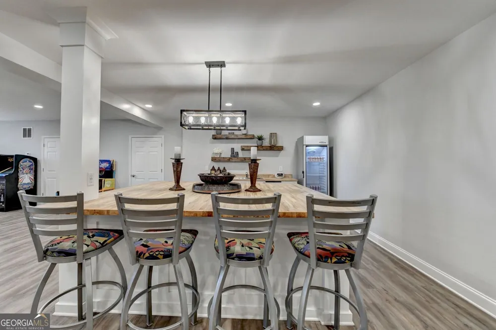 6303 Ben Parks RD Murrayville, GA 30564