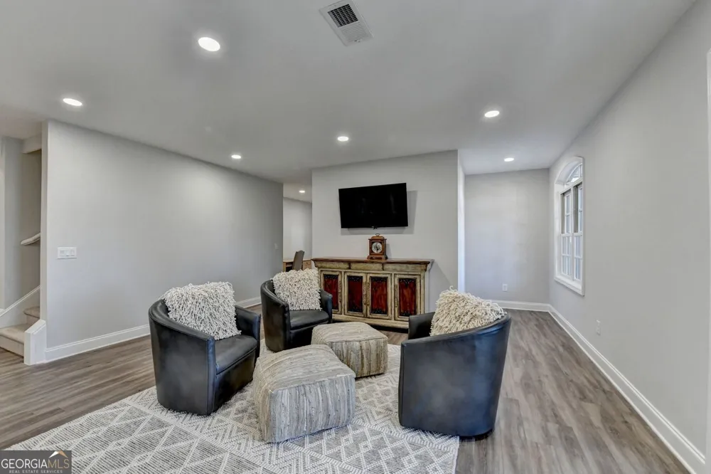 6303 Ben Parks RD Murrayville, GA 30564