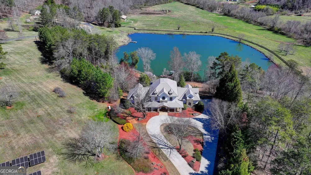 6303 Ben Parks RD Murrayville, GA 30564