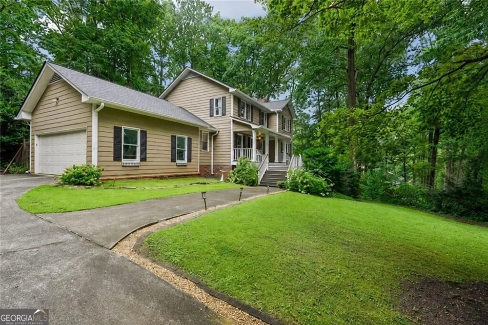 3743 Sawanee DR Marietta, GA 30062