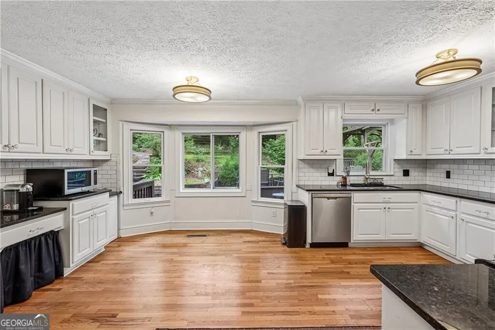 3743 Sawanee DR Marietta, GA 30062