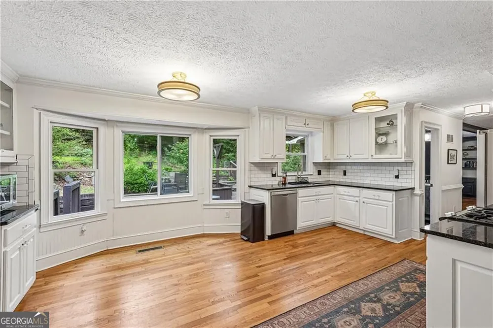 3743 Sawanee DR Marietta, GA 30062