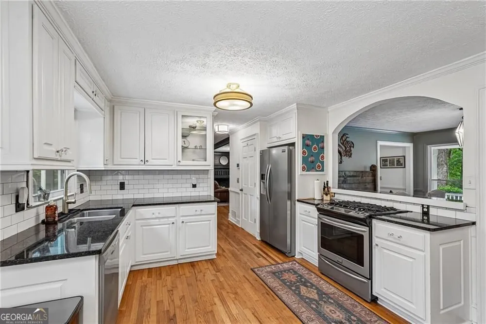 3743 Sawanee DR Marietta, GA 30062