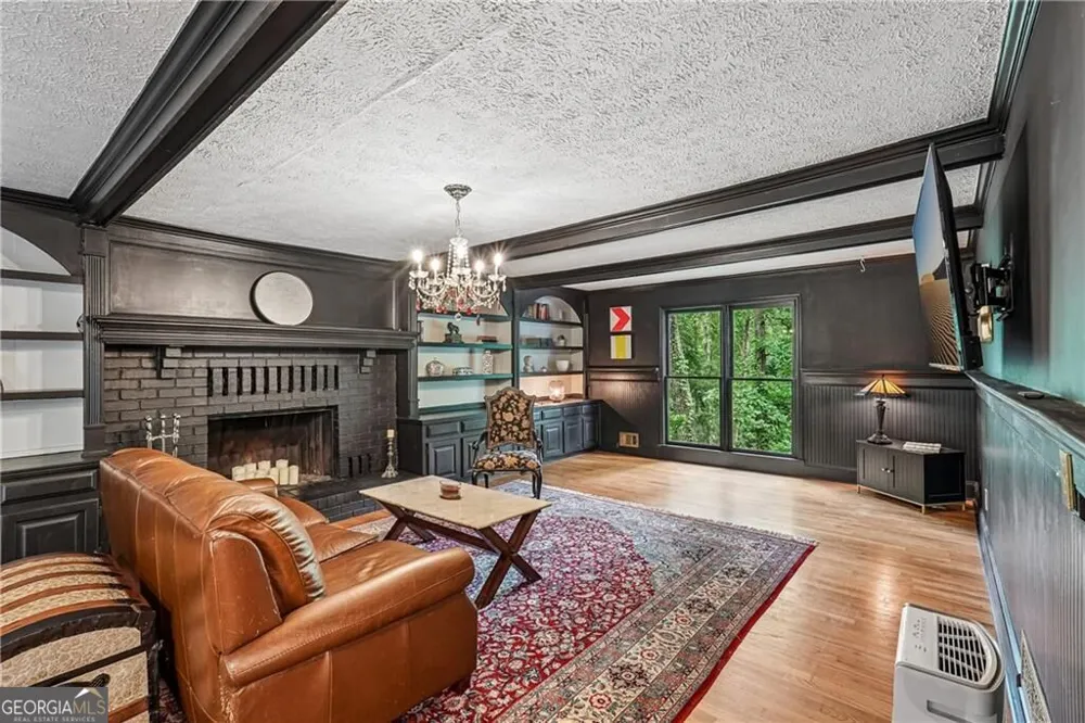 3743 Sawanee DR Marietta, GA 30062