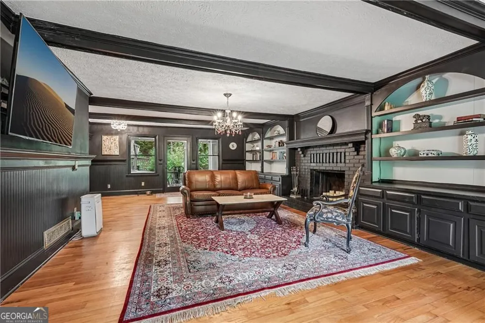 3743 Sawanee DR Marietta, GA 30062