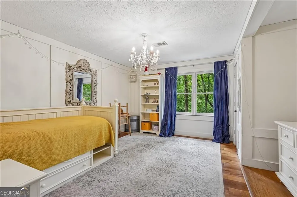 3743 Sawanee DR Marietta, GA 30062