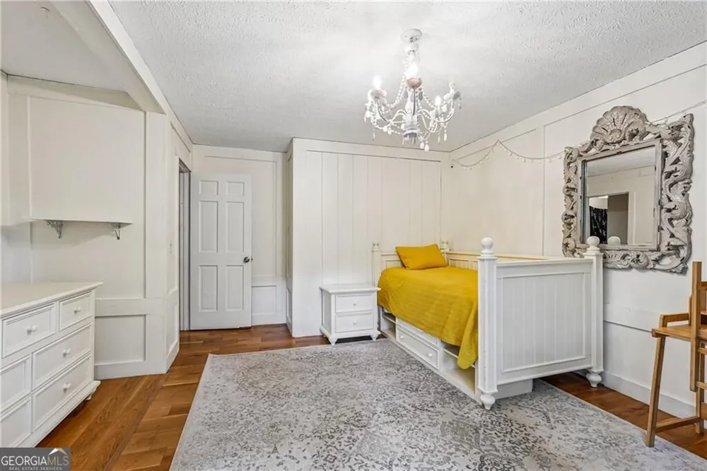 3743 Sawanee DR Marietta, GA 30062