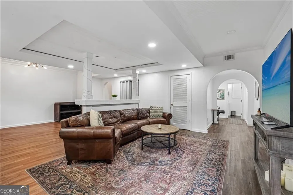 3743 Sawanee DR Marietta, GA 30062