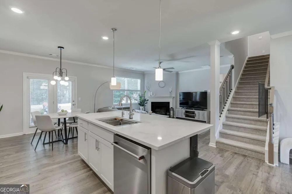 5915 Screech Owl DR Flowery Branch, GA 30542