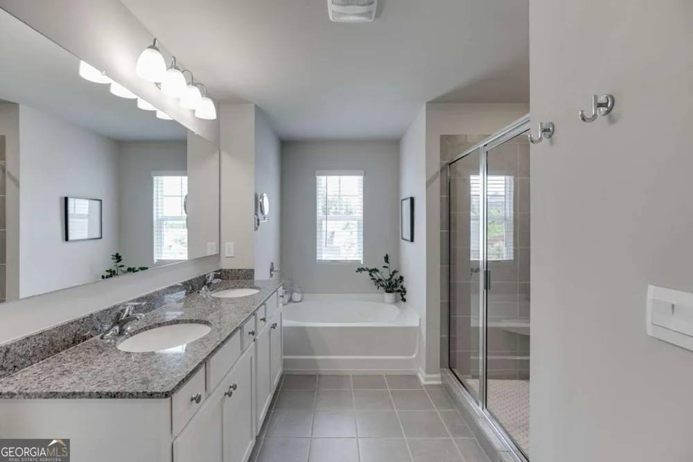 5915 Screech Owl DR Flowery Branch, GA 30542