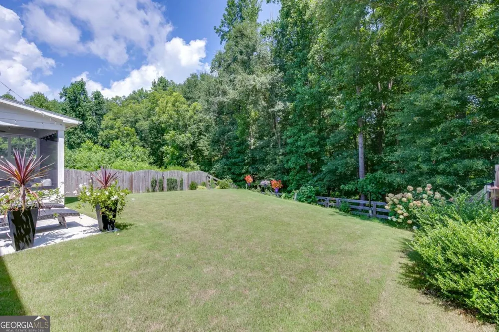 5915 Screech Owl DR Flowery Branch, GA 30542