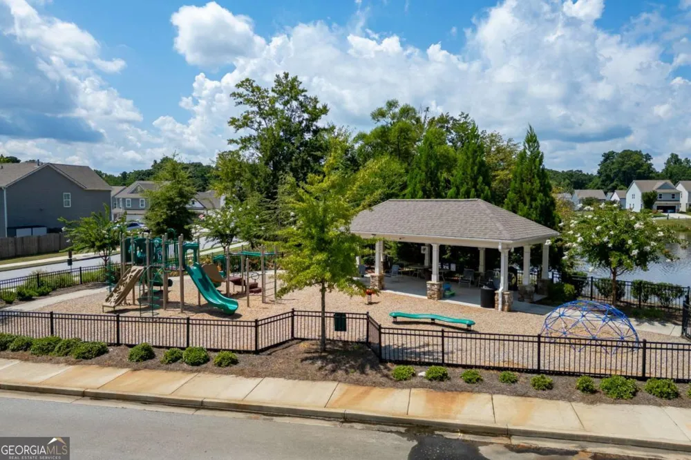 5915 Screech Owl DR Flowery Branch, GA 30542