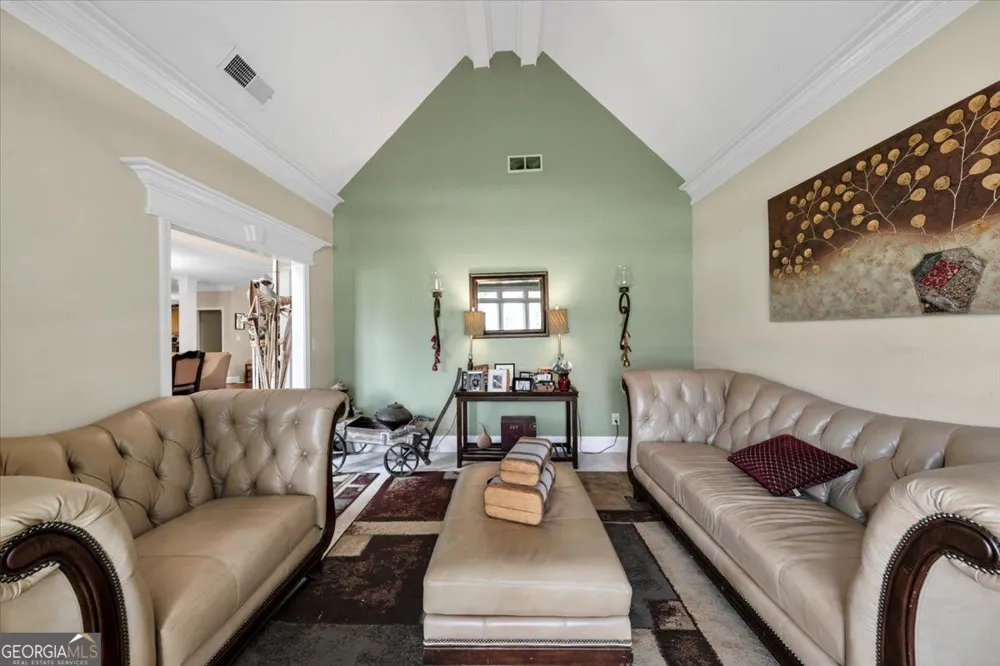 4572 Lionshead CIR Lithonia, GA 30038