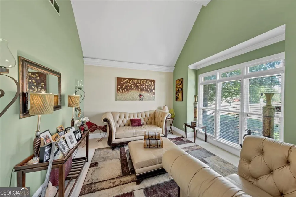 4572 Lionshead CIR Lithonia, GA 30038