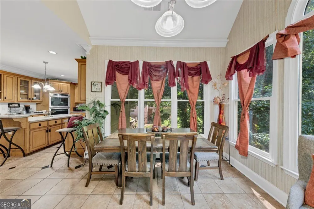 4572 Lionshead CIR Lithonia, GA 30038