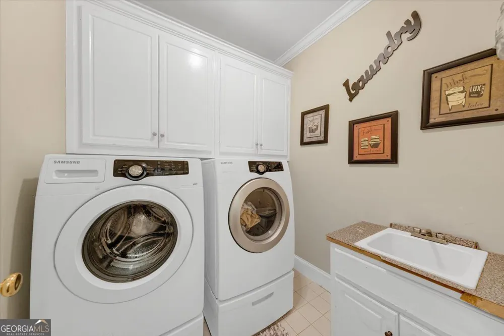 4572 Lionshead CIR Lithonia, GA 30038