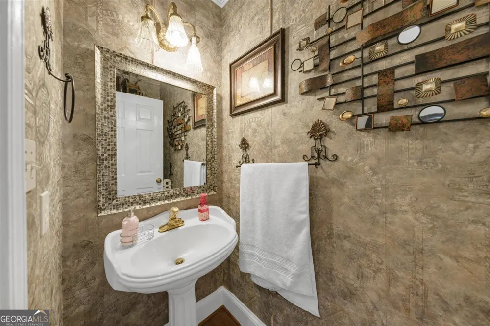 4572 Lionshead CIR Lithonia, GA 30038