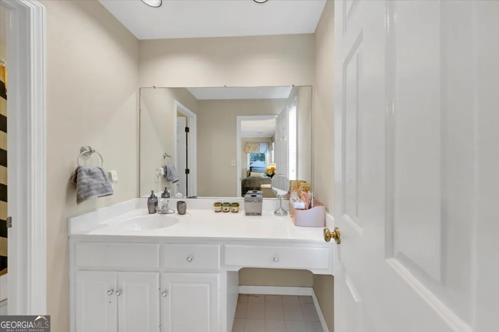 4572 Lionshead CIR Lithonia, GA 30038