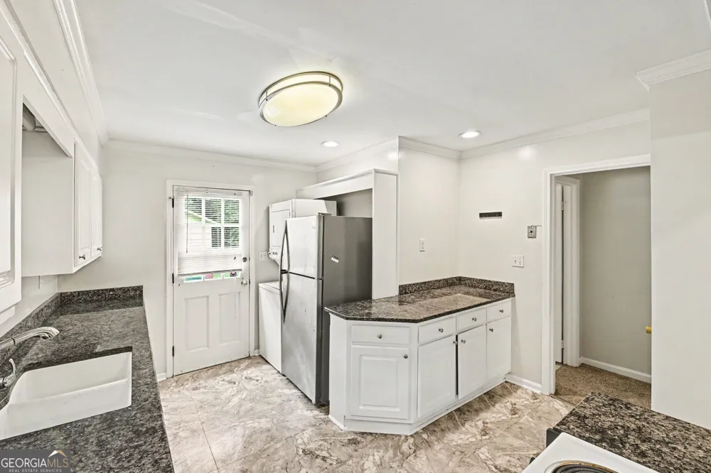1868 Robinhill CT Tucker, GA 30084