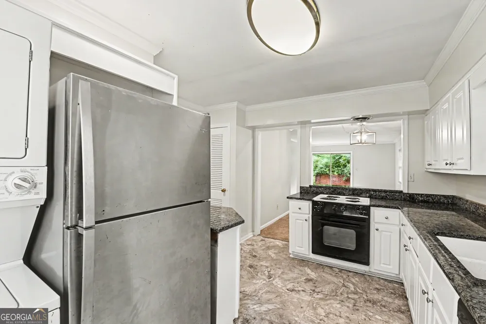1868 Robinhill CT Tucker, GA 30084