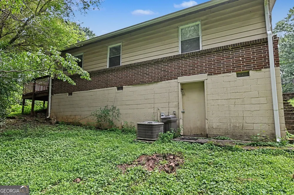 1868 Robinhill CT Tucker, GA 30084