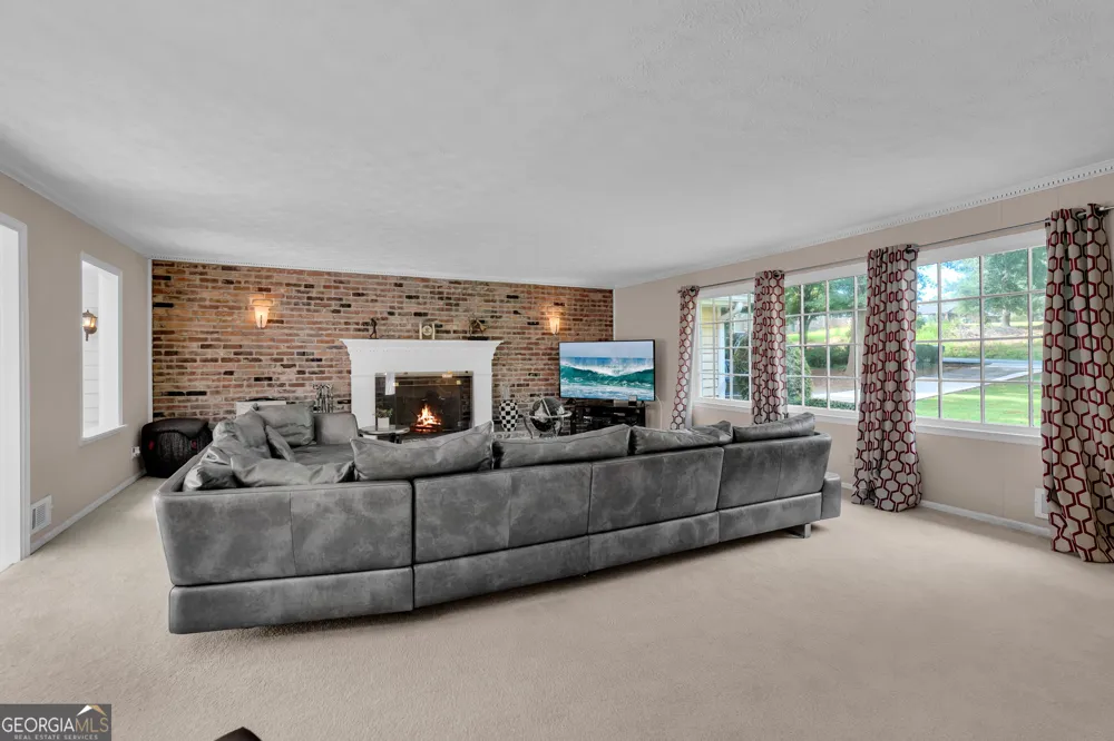 5112 Kurt LN SW Conyers, GA 30094