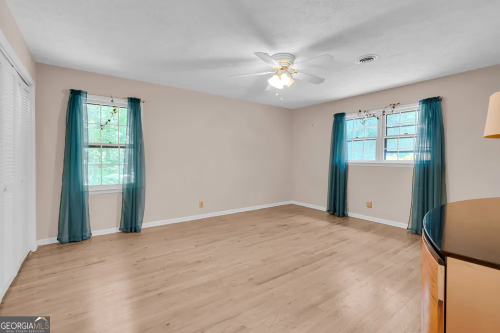 5112 Kurt LN SW Conyers, GA 30094