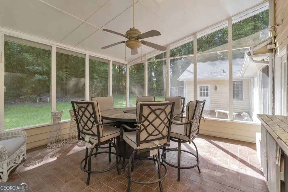 5112 Kurt LN SW Conyers, GA 30094