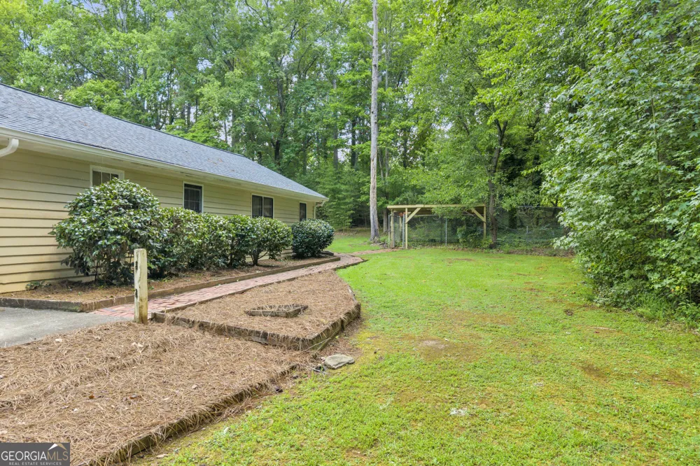 5112 Kurt LN SW Conyers, GA 30094