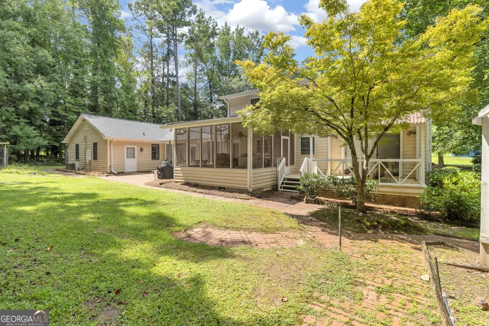 5112 Kurt LN SW Conyers, GA 30094