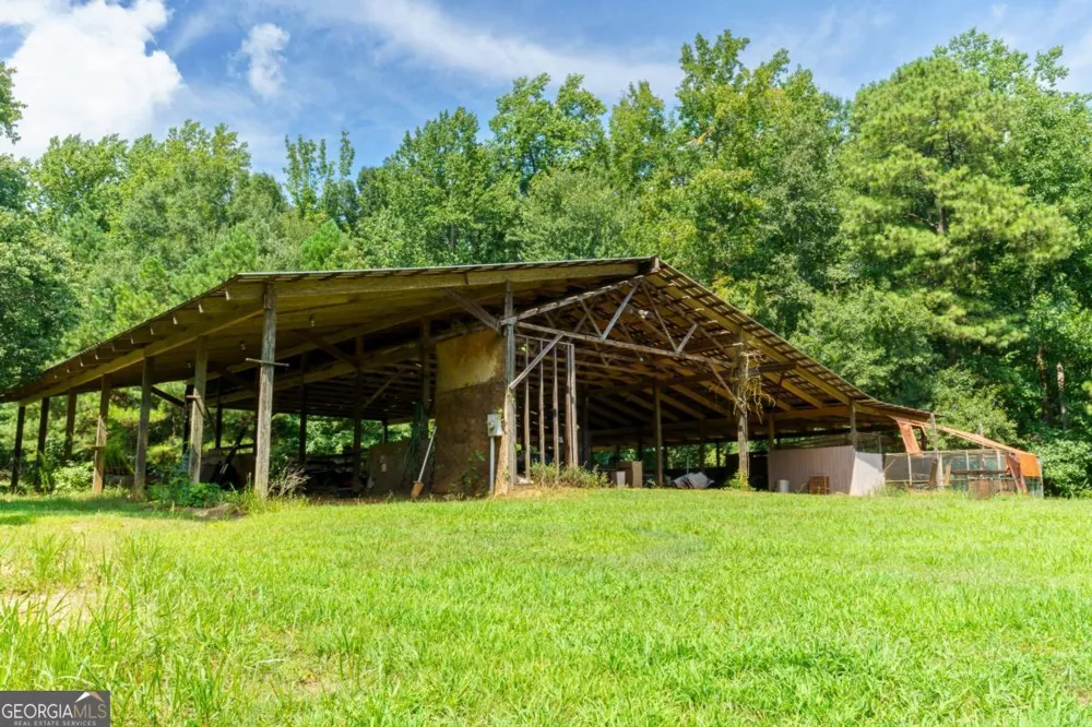 1175 Shoal Creek RD Colbert, GA 30628