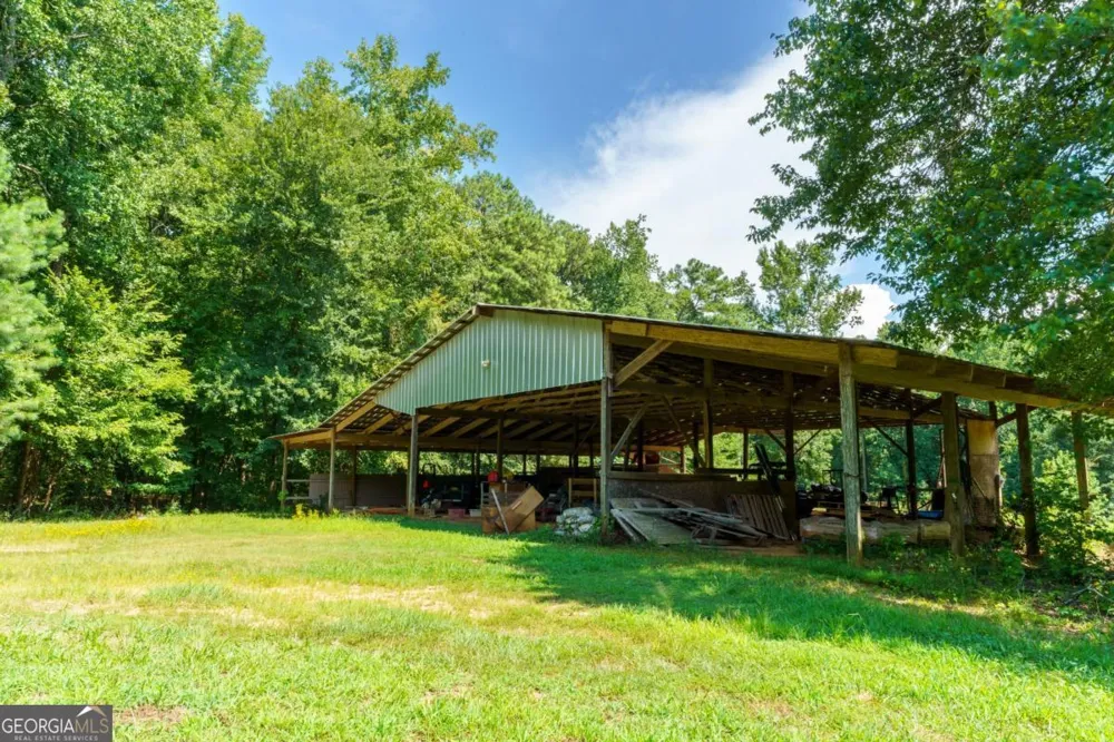 1175 Shoal Creek RD Colbert, GA 30628