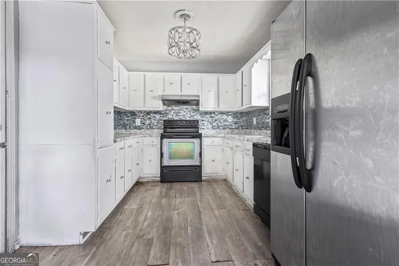 4176 Indian Forest RD Stone Mountain, GA 30083