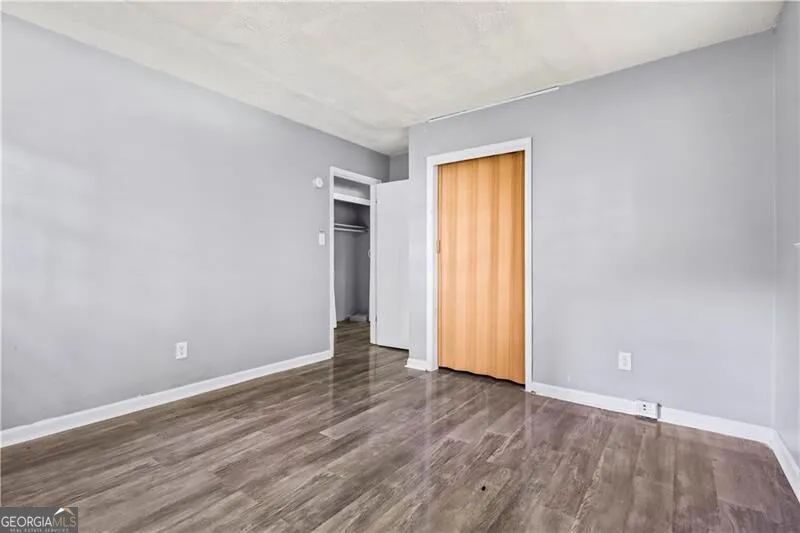 4176 Indian Forest RD Stone Mountain, GA 30083