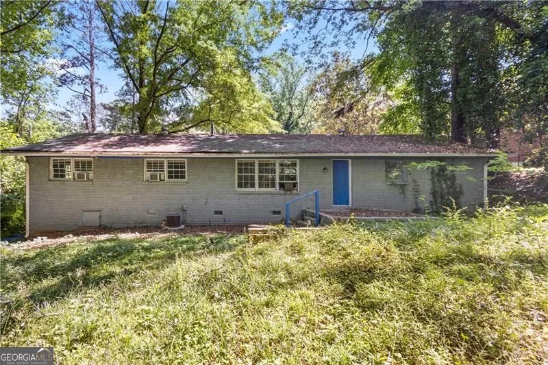 4176 Indian Forest RD Stone Mountain, GA 30083