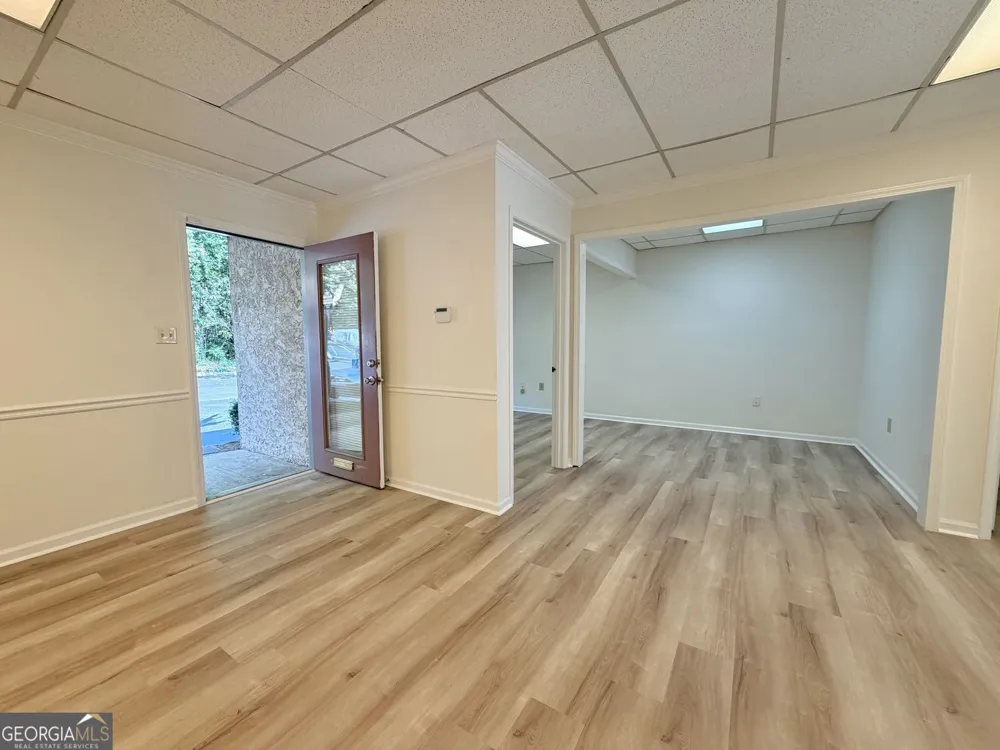 875 Old Roswell RD Roswell, GA 30076