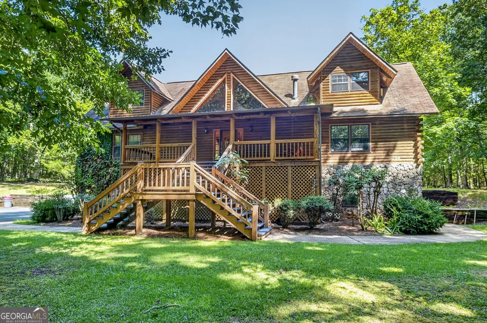 793 Pyne RD LaGrange, GA 30240